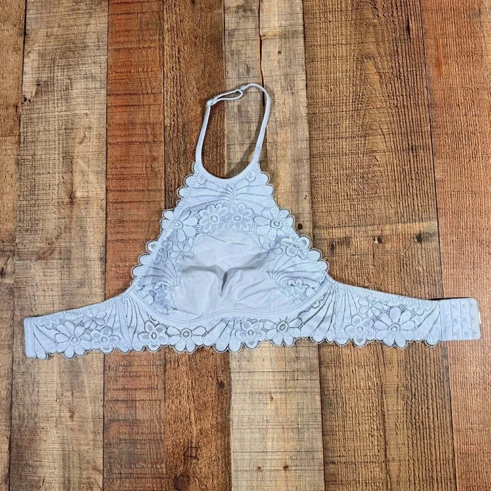 Colsie Light Blue Floral Lace High Neck Halter Bralette XS Feminine